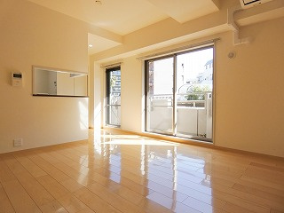 【居間・リビング】 | 豊田ハウス