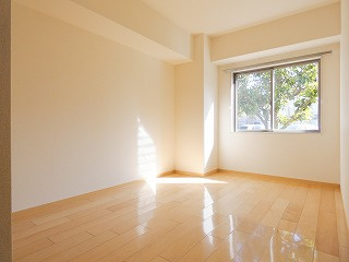 【寝室】 | 豊田ハウス