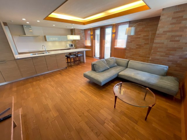 芦屋山手町レジデンスの居間・リビング