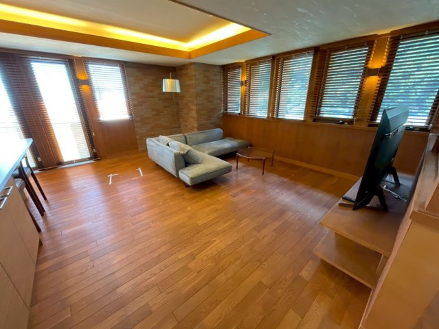 芦屋山手町レジデンスのロビー