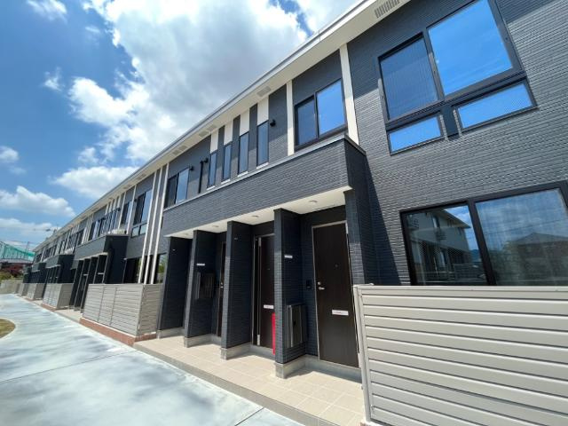 【外観】 | impiaN | 外観写真（昼）