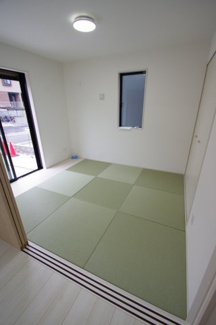 【和室】 | 【仲介手数料無料！！】稲城市東長沼　新築戸建て（全17棟）11号棟　5377万円