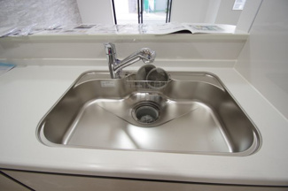 【キッチン】 | 【仲介手数料無料！！】稲城市東長沼　新築戸建て（全17棟）11号棟　5377万円 | 浄水器付き水栓