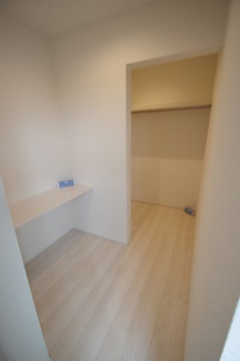 【収納】 | 【仲介手数料無料！！】稲城市東長沼　新築戸建て（全17棟）11号棟　5377万円