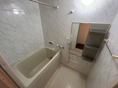 【浴室】 | コスモスコートＢ | バス