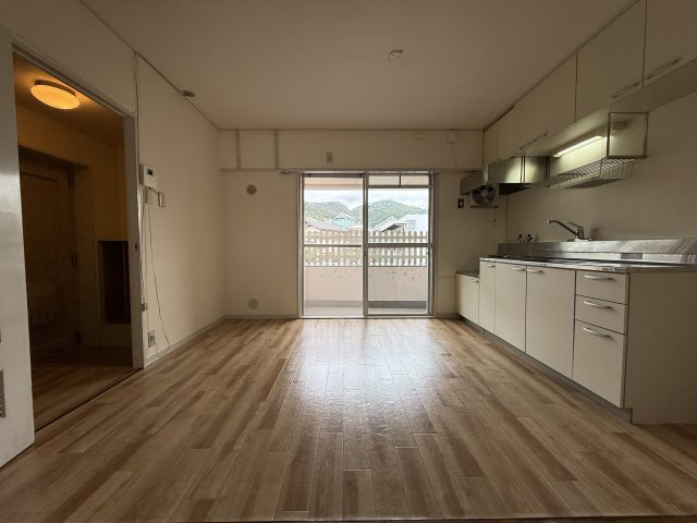 リバーサイド石澄の居間・リビング