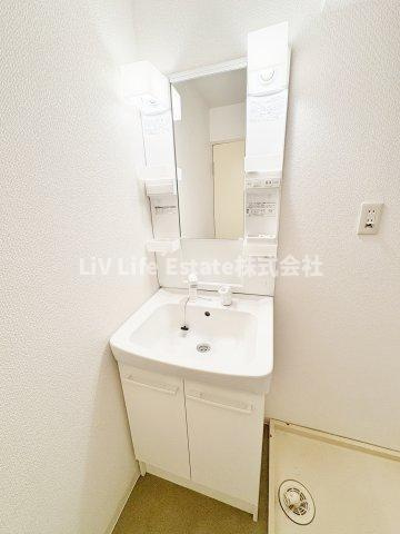 ＬＡＺＦＩＴＨ　ＴＡＮＡＳＨＩ（ラズフィス田無）の洗面所