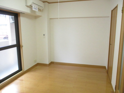 【洋室】 | コーポＳＡＫＡＥ