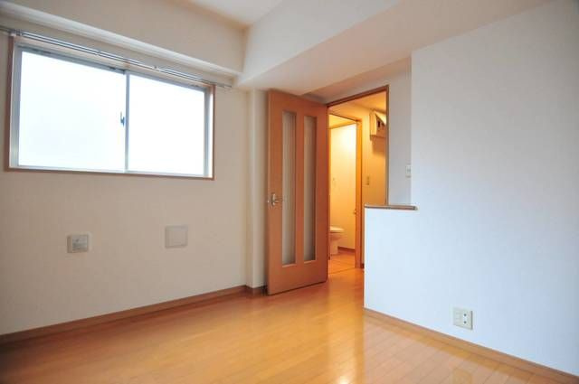 橘ビルの居間・リビング