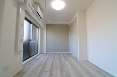 【居間・リビング】 | プレール・ドゥーク西荻窪 | 7.5帖のきれいな洋室。