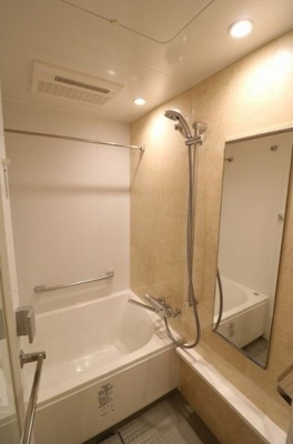 【浴室】 | プレール・ドゥーク西荻窪 | 浴室乾燥機付きバス。