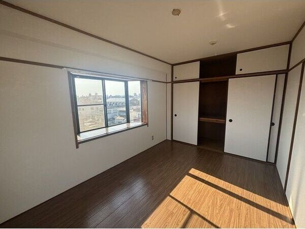 メゾン・ド・ミーネの洋室