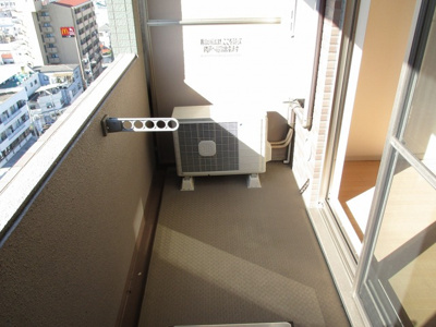 【バルコニー】 | クレアートアドバンス北大阪 | 日当たりの良いバルコニーです