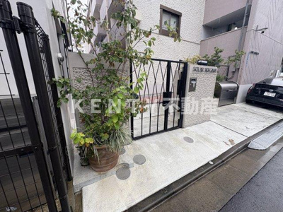【エントランス】 | ソラール池上 | 落ち着いたエントランスです