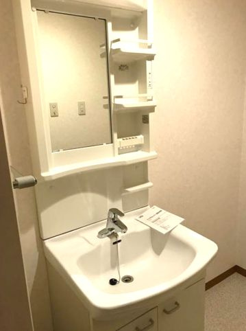 【洗面所】