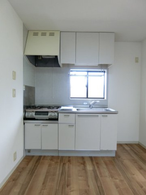 【キッチン】 | ヴィ・ラフィネ旗ヶ崎2号館