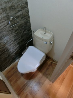 【トイレ】 | ヴィ・ラフィネ旗ヶ崎2号館