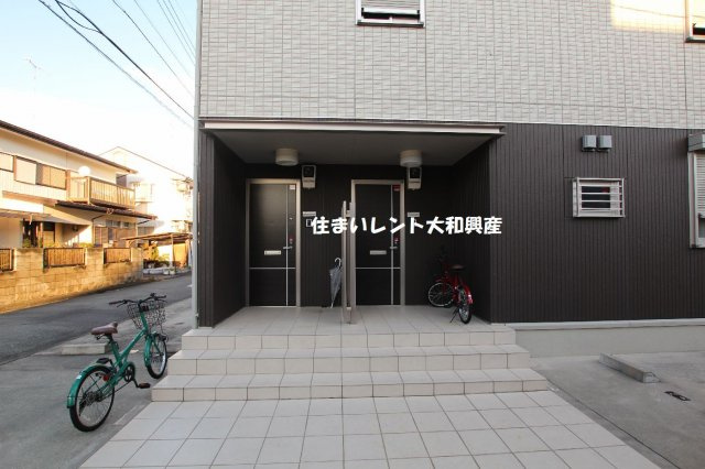 ソフィア相南のエントランス