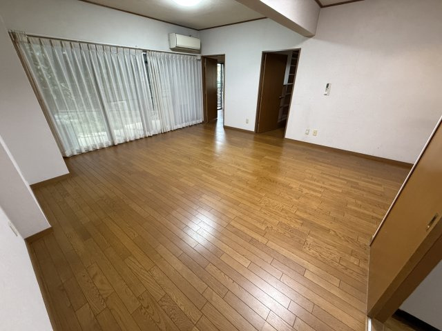 エスポワール瀬川の居間・リビング