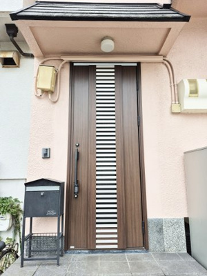 【玄関】 | 物集女町御所海道　一戸建