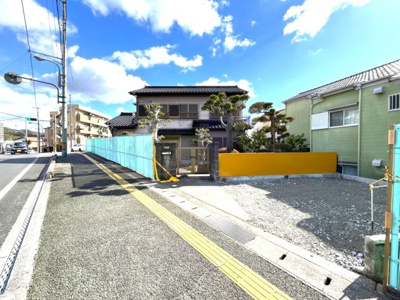【前面道路含む現地写真】 | 中古一戸建　高知市三園町