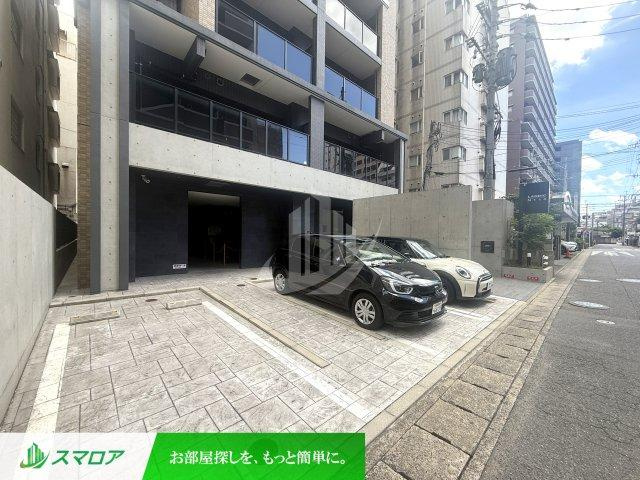 福岡市南区野間１丁目の賃貸マンションの駐車場