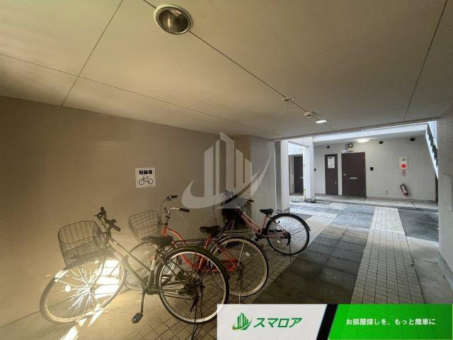 福岡市南区大楠３丁目の賃貸マンションのロビー