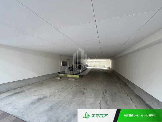 福岡市南区大楠２丁目の賃貸マンションの駐車場