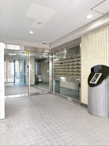 福岡市博多区諸岡３丁目の賃貸マンションのロビー