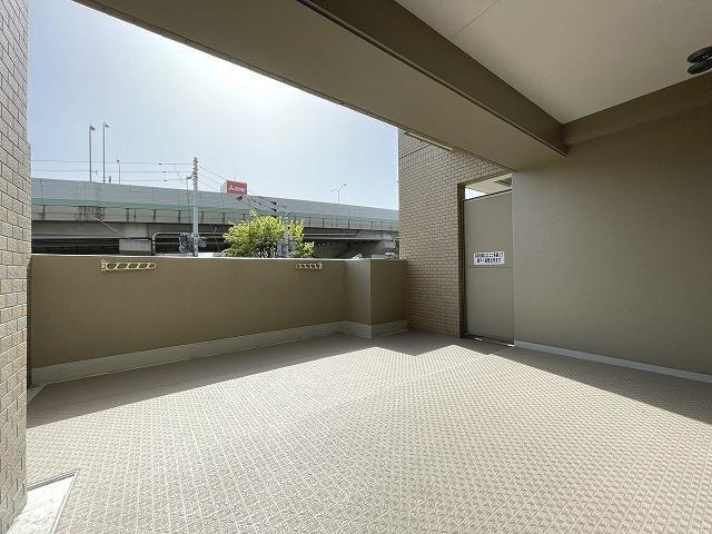 福岡市博多区榎田１丁目の賃貸マンションのロビー