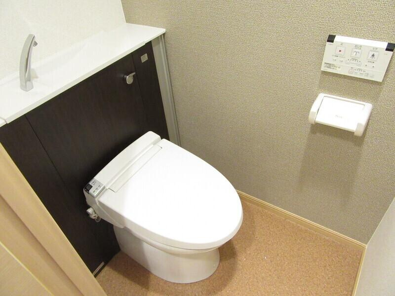 福岡市博多区博多駅南５丁目の賃貸マンションのロビー