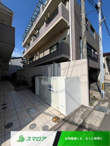 福岡市南区大楠１丁目のアパートのエントランス