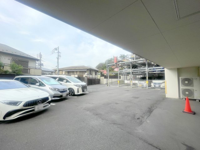 レアシス津田沼前原の丘の駐車場|共用部・敷地内駐車場