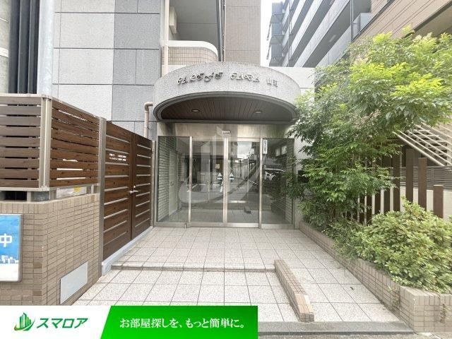 福岡市中央区平尾５丁目の賃貸マンションのエントランス