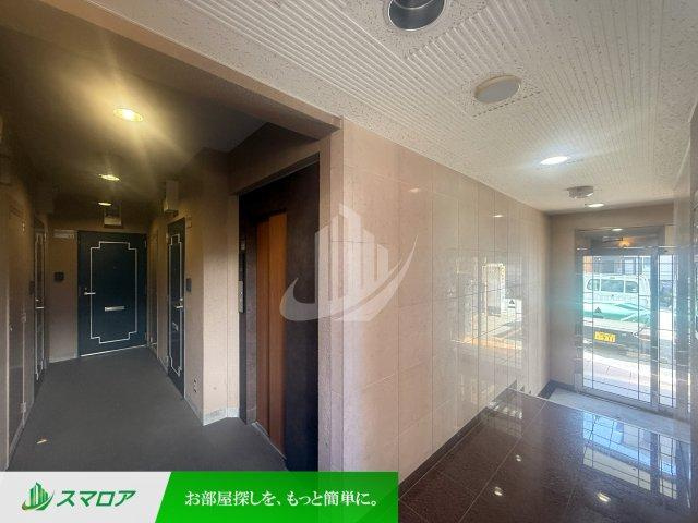 福岡市南区高宮２丁目の賃貸マンションのロビー