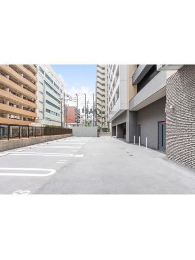 福岡市博多区博多駅前４丁目の賃貸マンションの駐車場