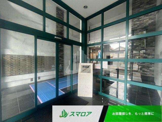 福岡市中央区桜坂３丁目の賃貸マンションのロビー