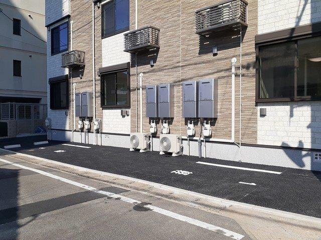 福岡市博多区寿町２丁目のアパートの駐車場