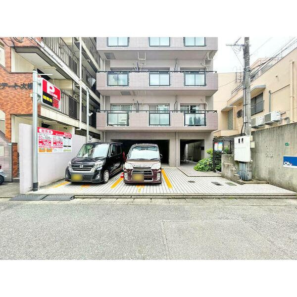 福岡市南区大橋２丁目の賃貸マンションの駐車場