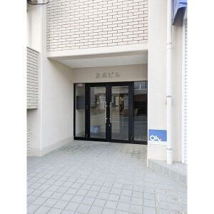 福岡市南区大楠２丁目の賃貸マンションのエントランス