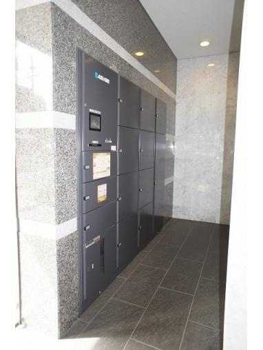 福岡市博多区住吉２丁目の賃貸マンションのエントランス