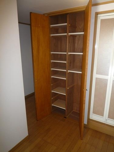 福岡市東区馬出１丁目の賃貸マンションのエントランス