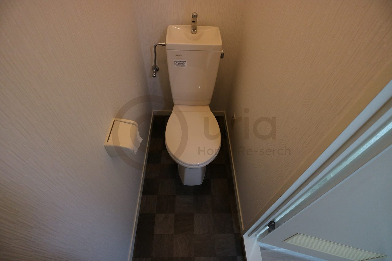 反高苑のトイレ