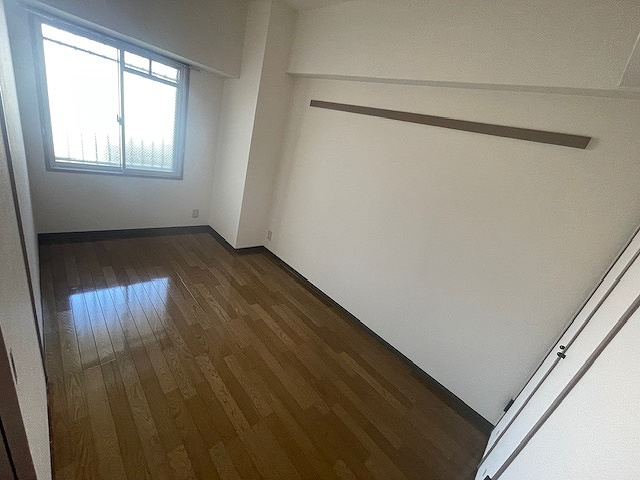 リヴェール御影の洋室