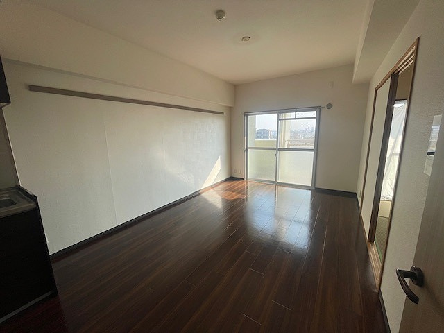 リヴェール御影の洋室