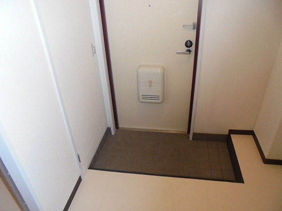 ＣＬプレースの玄関