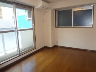 ハーバーステージ神戸の洋室