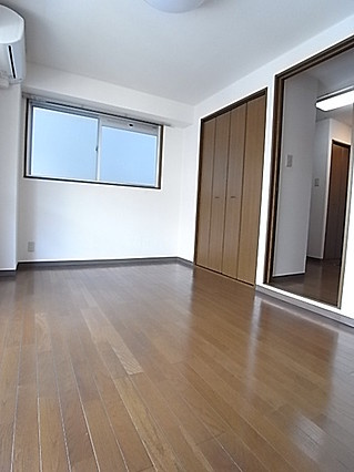 ハーバーステージ神戸の居間・リビング