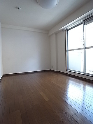 ハーバーステージ神戸の居間・リビング