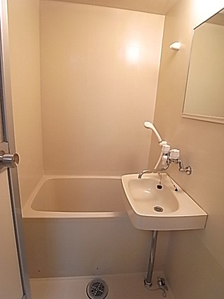 ハーバーステージ神戸の浴室